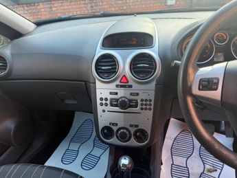 Vauxhall Corsa 1.4i 16v Club 5dr
