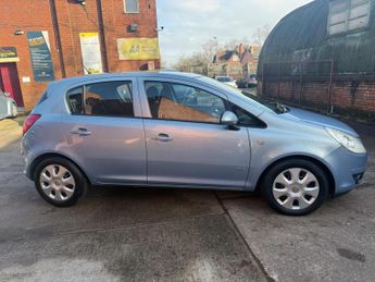 Vauxhall Corsa 1.4i 16v Club 5dr