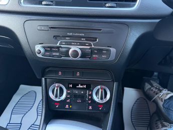 Audi Q3 2.0 TDI S line S Tronic quattro Euro 5 (s/s) 5dr