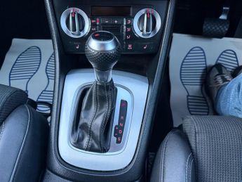 Audi Q3 2.0 TDI S line S Tronic quattro Euro 5 (s/s) 5dr