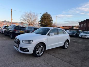 Audi Q3 2.0 TDI S line S Tronic quattro Euro 5 (s/s) 5dr
