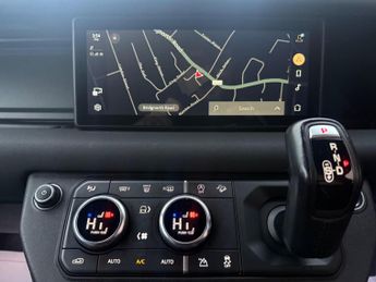 Land Rover Defender 90 3.0 D250 MHEV X-Dynamic S Auto 4WD Euro 6 (s/s) 3dr