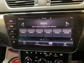 Skoda Superb 2.0 TDI SE L Executive DSG Euro 6 (s/s) 5dr