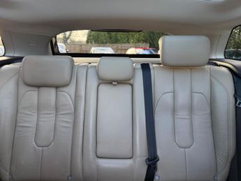 Land Rover Range Rover Evoque 2.2 SD4 Pure Auto 4WD Euro 5 5dr