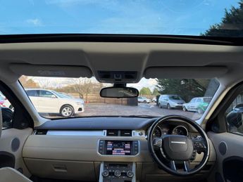 Land Rover Range Rover Evoque 2.2 SD4 Pure Auto 4WD Euro 5 5dr