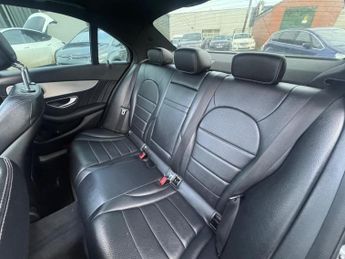 Mercedes-Benz C Class 2.1 C220d AMG Line (Premium) G-Tronic+ Euro 6 (s/s) 4dr