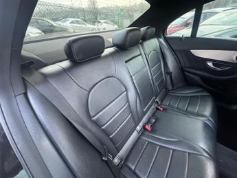 Mercedes-Benz C Class 2.1 C220d AMG Line (Premium) G-Tronic+ Euro 6 (s/s) 4dr