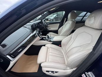 BMW 5 Series 2.0 520d M Sport Auto Euro 6 (s/s) 4dr