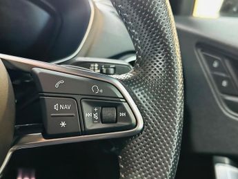 Audi TT 2.0 TFSI Black Edition S Tronic quattro Euro 6 (s/s) 3dr