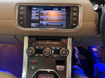 Land Rover Range Rover Evoque 2.2 SD4 Pure Auto 4WD Euro 5 5dr