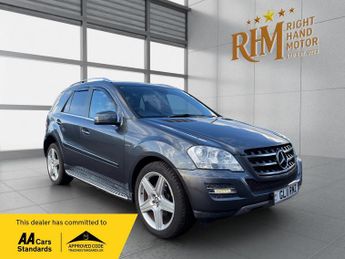 Mercedes M Class 3.0 ML300 CDI V6 BlueEfficiency Grand Edition G-Tronic 4WD Euro 