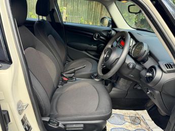 MINI Hatch 1.5 Cooper Auto Euro 6 (s/s) 5dr