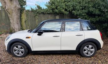MINI Hatch 1.5 Cooper Auto Euro 6 (s/s) 5dr