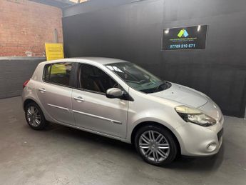 Renault Clio 1.5 dCi Dynamique TomTom Euro 5 5dr
