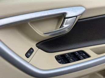 Volvo XC60 2.4 D5 SE Lux Geartronic AWD Euro 5 5dr