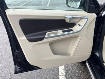 Volvo XC60 2.4 D5 SE Lux Geartronic AWD Euro 5 5dr