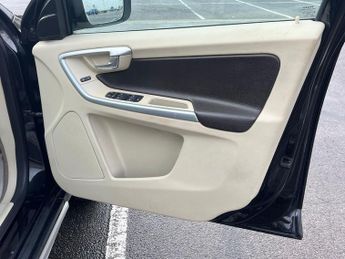Volvo XC60 2.4 D5 SE Lux Geartronic AWD Euro 5 5dr