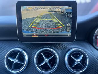 Mercedes-Benz A Class 2.1 A200d Sport (Premium) 7G-DCT Euro 6 (s/s) 5dr