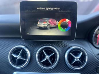 Mercedes-Benz A Class 2.1 A200d Sport (Premium) 7G-DCT Euro 6 (s/s) 5dr