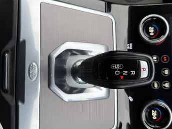 Land Rover Range Rover Evoque 2.0 D180 MHEV SE Auto 4WD Euro 6 (s/s) 5dr