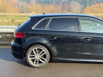 Audi A3 1.6 TDI S line Sportback S Tronic Euro 5 (s/s) 5dr