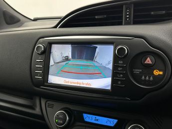Toyota Yaris 1.5 VVT-h Excel E-CVT Euro 6 (s/s) 5dr