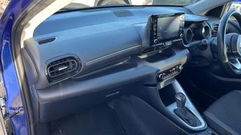 Toyota Yaris 1.5 VVT-h Design E-CVT Euro 6 (s/s) 5dr