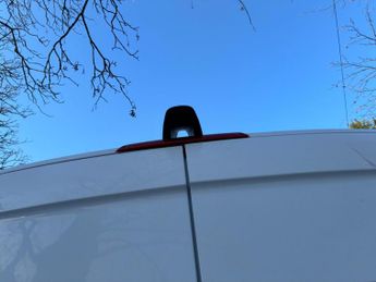 Mercedes-Benz eSprinter 55kWh Progressive Auto FWD L2 H2 5dr 20kW Charger