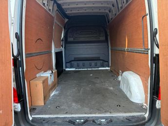 Mercedes-Benz eSprinter 55kWh Progressive Auto FWD L2 H2 5dr 20kW Charger