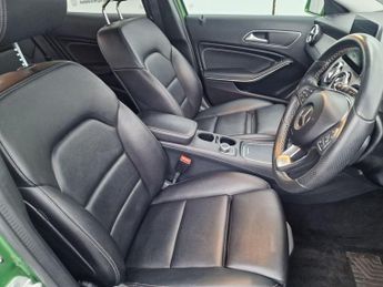 Mercedes-Benz GLA 1.6 GLA200 Sport (Premium) 7G-DCT Euro 6 (s/s) 5dr