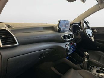Hyundai TUCSON 1.6 CRDi Premium SUV 5dr Diesel Manual Euro 6 (s/s) (115 ps)