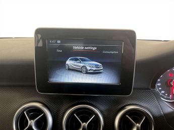 Mercedes-Benz A Class 1.5 A180d SE Hatchback 5dr Diesel Manual Euro 6 (s/s) (109 ps)
