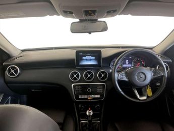 Mercedes-Benz A Class 1.5 A180d SE Hatchback 5dr Diesel Manual Euro 6 (s/s) (109 ps)