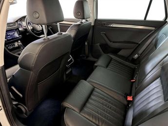 Skoda Superb 2.0 TDI SE L Estate 5dr Diesel DSG Euro 6 (s/s) (150 ps)