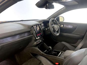 Volvo C40 Recharge 69kWh Ultimate SUV 5dr Electric Auto (231 ps)