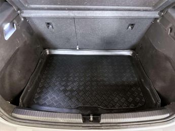 CUPRA Born 58kWh V1 Hatchback 5dr Electric Auto (204 ps)