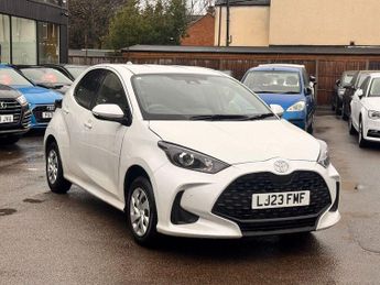 Toyota Yaris 1.5 VVT-i Design Hatchback 5dr Petrol CVT Euro 6 (111 ps)