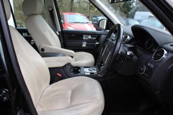 Land Rover Discovery 4 3.0 SD V6 HSE Luxury Auto 4WD Euro 5 (s/s) 5dr