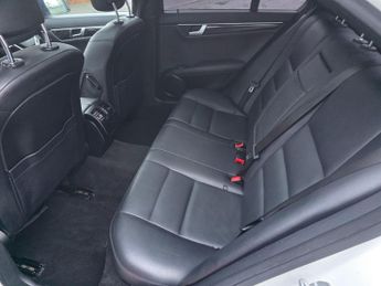 Mercedes-Benz C Class 2.1 C220 CDI BlueEfficiency Sport Saloon 4dr Diesel G-Tronic+ Eu