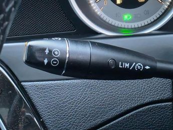 Mercedes-Benz C Class 2.1 C220 CDI BlueEfficiency Sport Saloon 4dr Diesel G-Tronic+ Eu