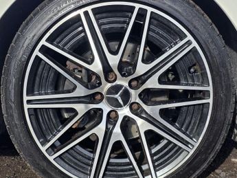 Mercedes-Benz C Class 2.1 C220 CDI BlueEfficiency Sport Saloon 4dr Diesel G-Tronic+ Eu