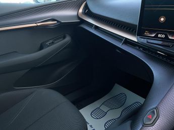 Cupra Tavascan V1 EV