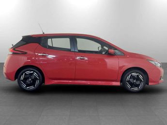 Nissan Leaf 39kWh Acenta Hatchback 5dr Electric Auto (150 ps)