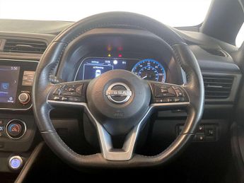 Nissan Leaf 39kWh Acenta Hatchback 5dr Electric Auto (150 ps)