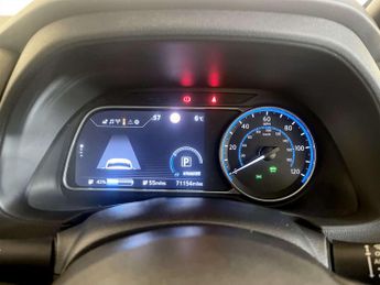 Nissan Leaf 39kWh Acenta Hatchback 5dr Electric Auto (150 ps)