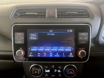 Nissan Leaf 39kWh Acenta Hatchback 5dr Electric Auto (150 ps)