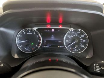 Nissan Qashqai 1.3 DIG-T MHEV Acenta Premium SUV 5dr Petrol Hybrid Manual Euro 