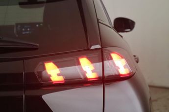 Peugeot E-2008 50kWh GT Premium Auto 5dr