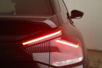 Citroen e-C4 50kWh e-series Auto 5dr (7.4kW Charger)