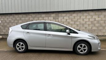 Toyota Prius 1.8 vvti excel hatchback